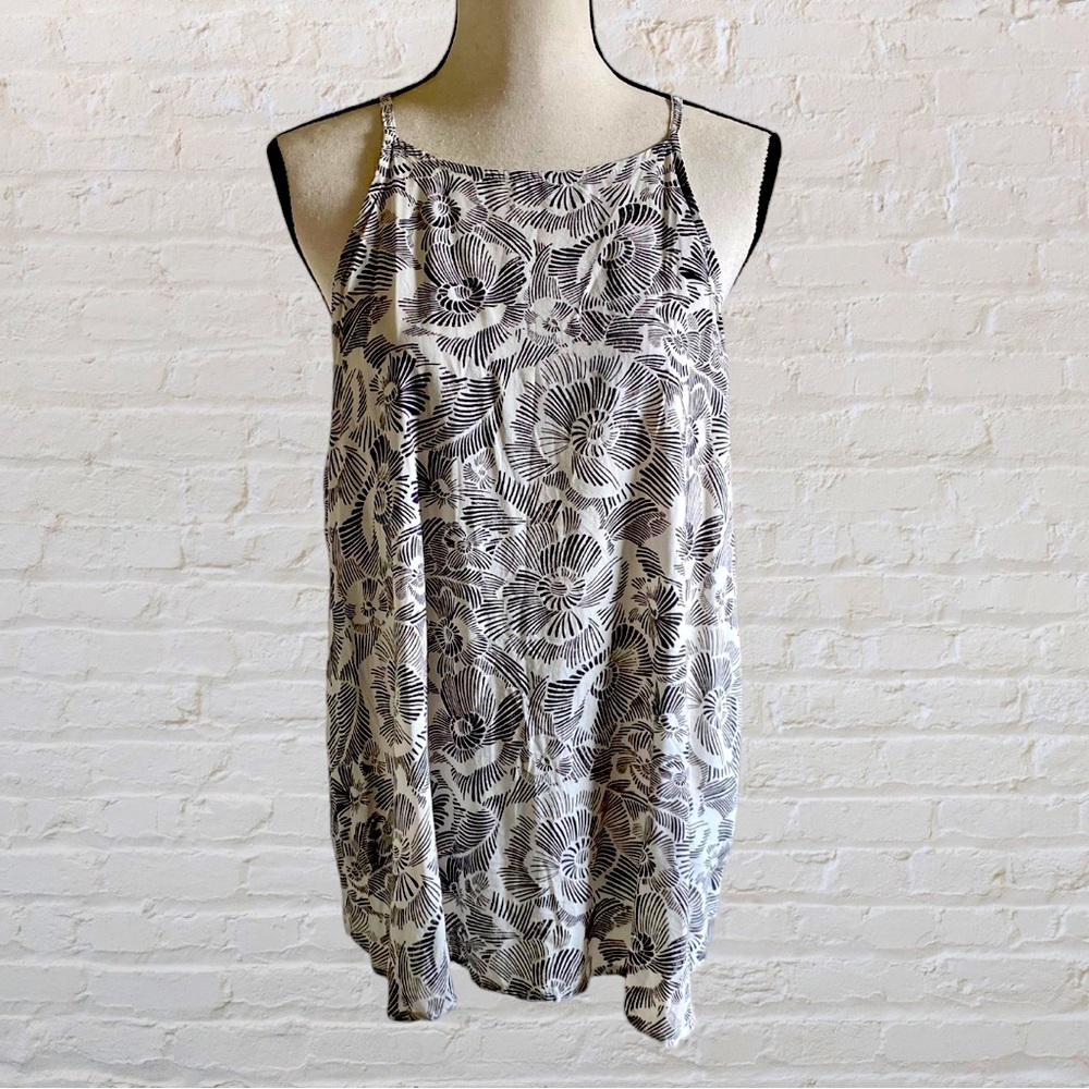 OLD NAVY SLEEVELESS FLORAL TANK TOP BLOUSE